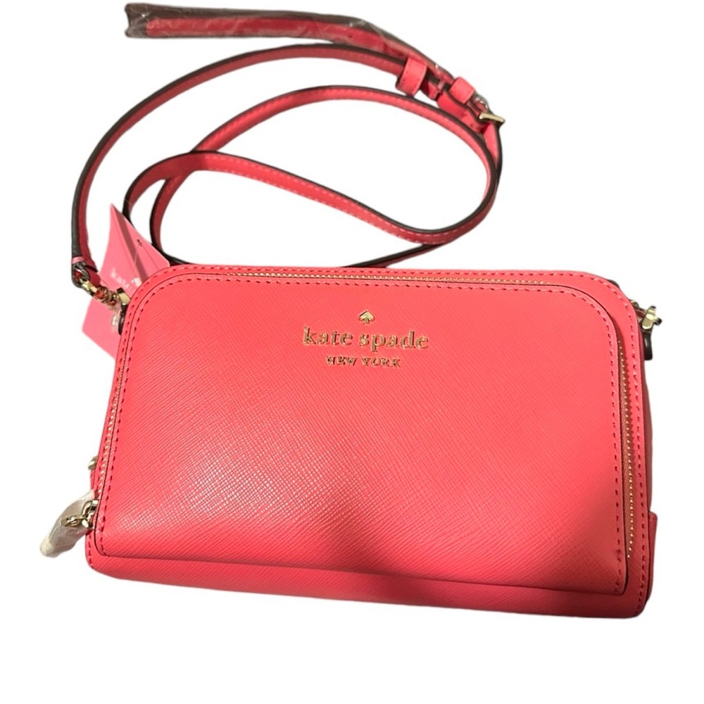 Coral
New never used
Authenticity card
Original price $238
Offers accepted
